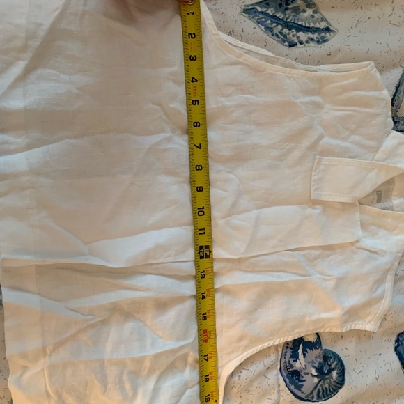 Lunya White Sleeveless Top size Small NWT - Picture 10 of 10